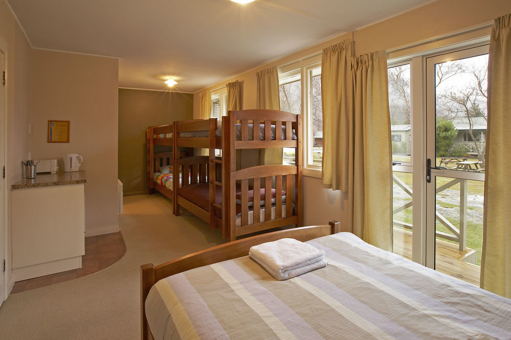 Queenstown Top 10 Holiday Park Exterior foto