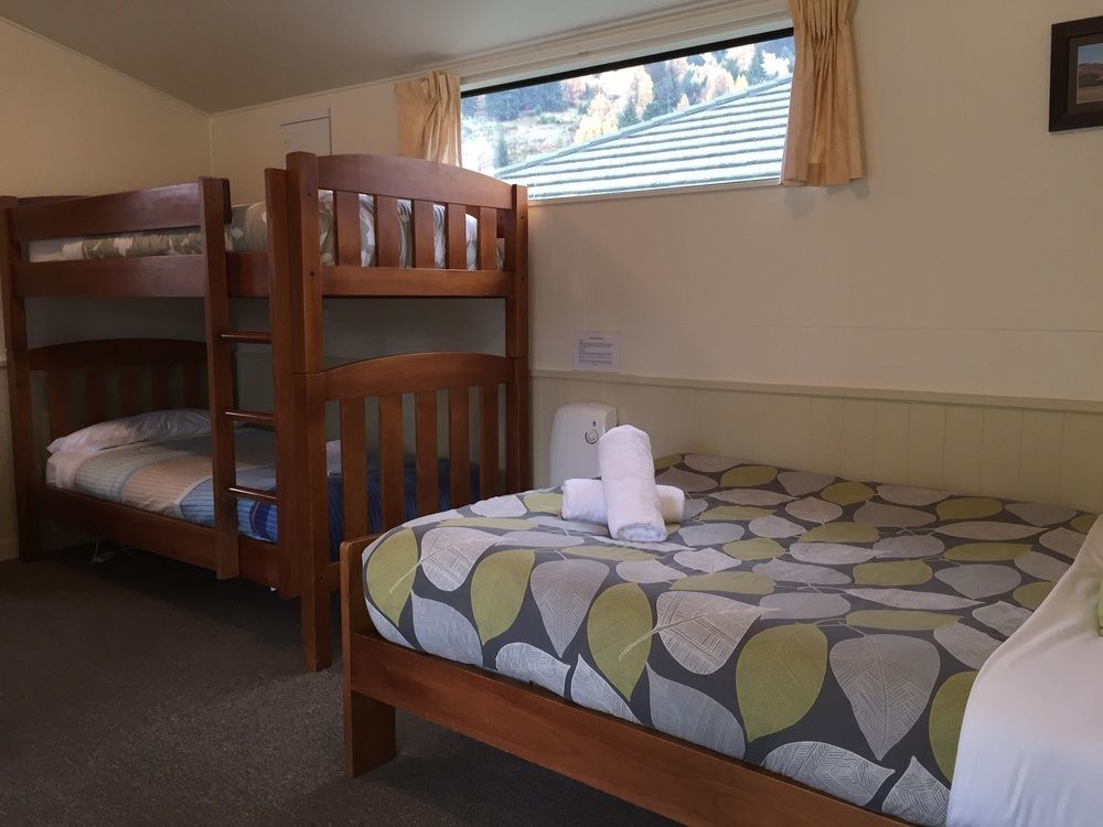 Queenstown Top 10 Holiday Park Exterior foto